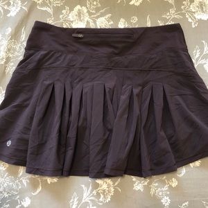 Lululemon Size 6 Brown Skirt